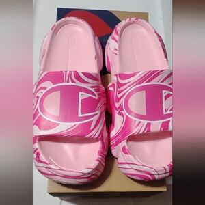 Champion PINK Shoes CP101957W  Women 6 in box original